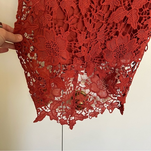 ASTR The Label Samantha Lace Hi Low Hem size XS - Picture 11 of 11